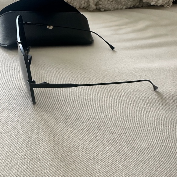 Diff Eyewear Dash Black Aviator - Picture 4 of 5